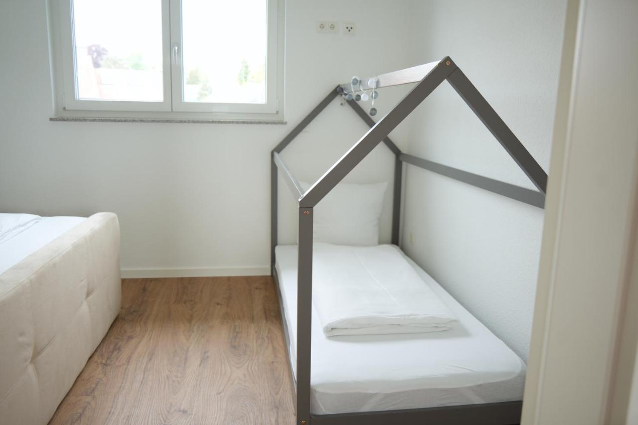 Exklusive Neubauwohnung Mit Wundervoller Aussicht Naehe Europapark Und Rulantica Burgheim Kültér fotó